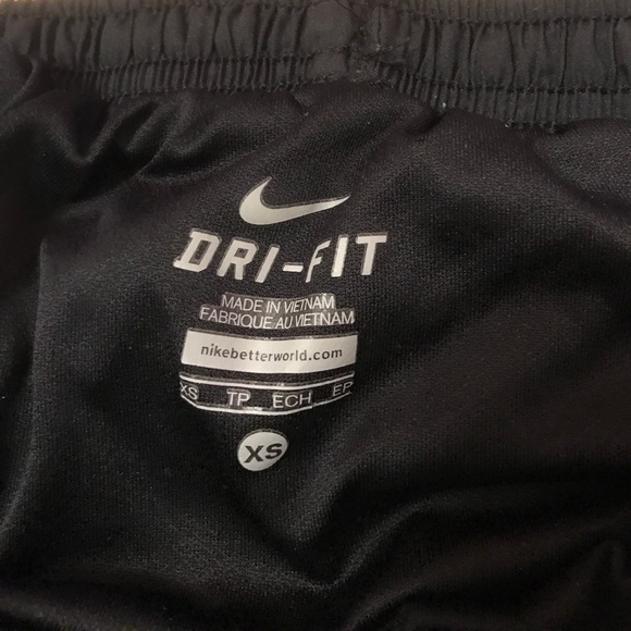 Nike Running shorts - Picture 3 of 3